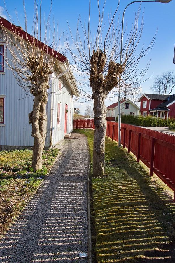 Hotell Mikaelsgarden Vårgårda Екстериор снимка