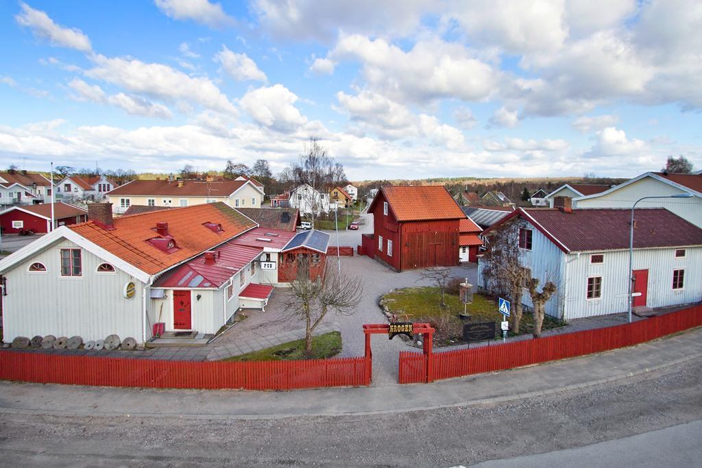 Hotell Mikaelsgarden Vårgårda Екстериор снимка